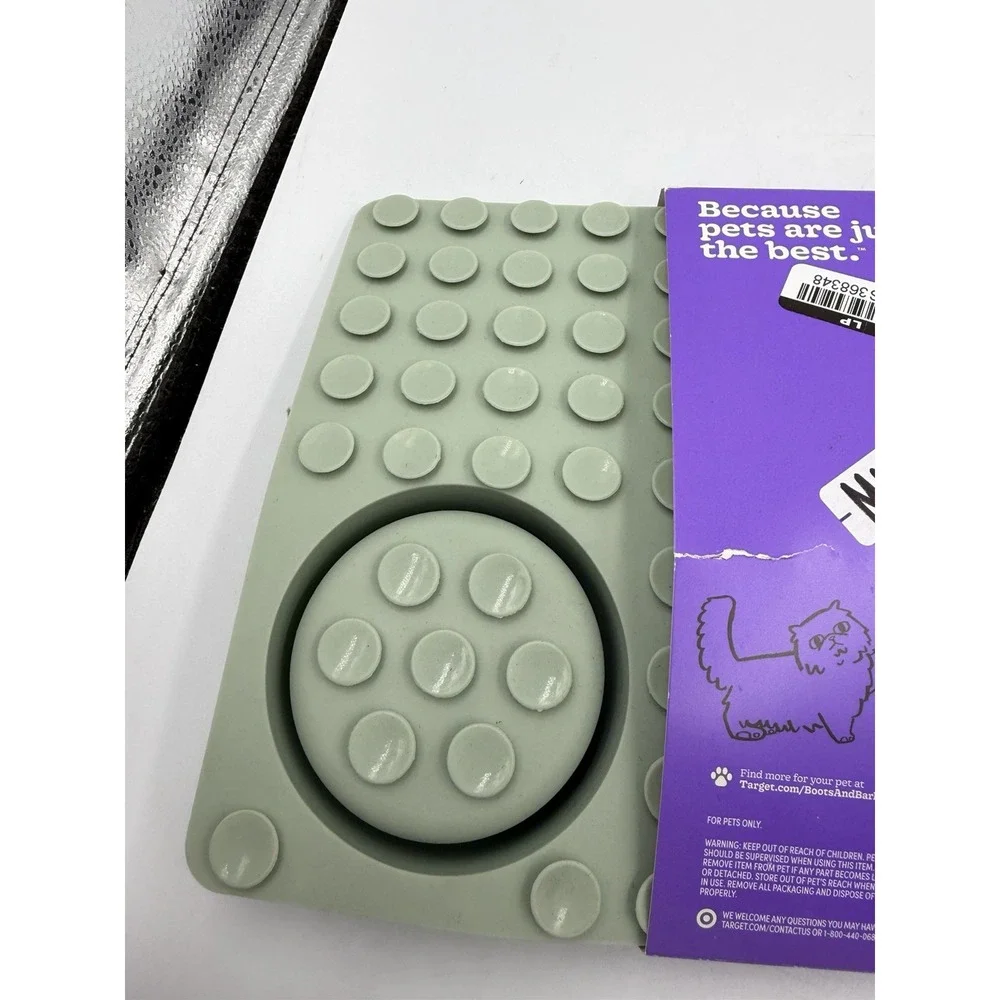 Boots & Barkley Silicone Slow Feeder Mat w/ 2 Bowls, Green, Adult NEW